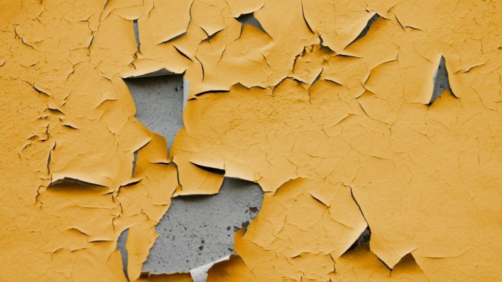 Peinture Qui Sécaille En Passant Le Rouleau